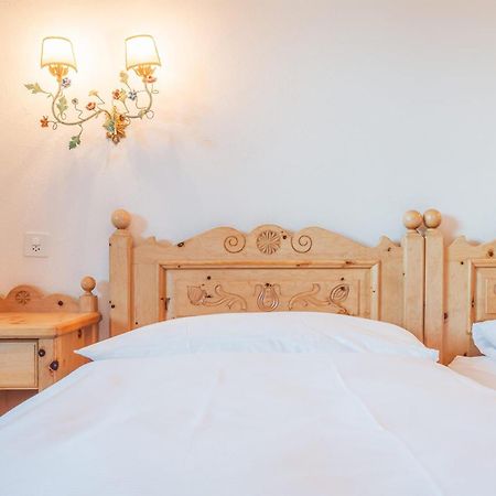 Hotel Corvatsch - Web Check-In St. Moritz Ngoại thất bức ảnh